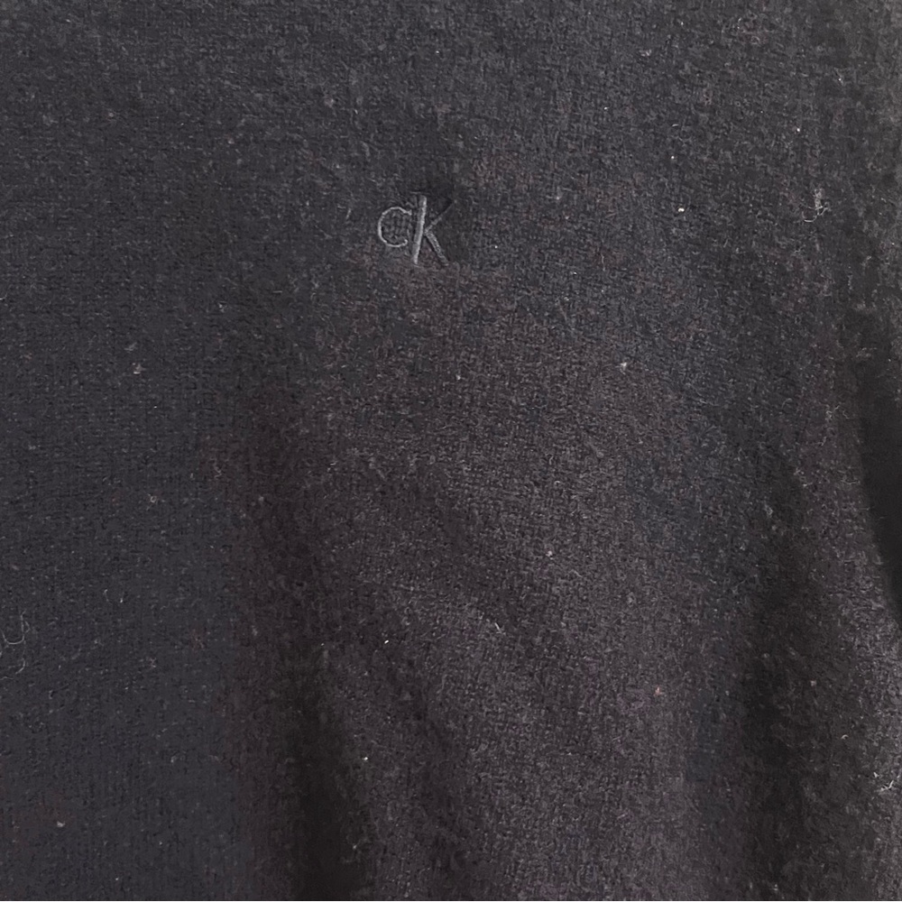 Calvin Klein Men's Black V-Neck Knit Sweater - Picture 3 of 7